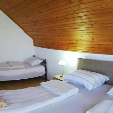 Nyaraló Sunset House